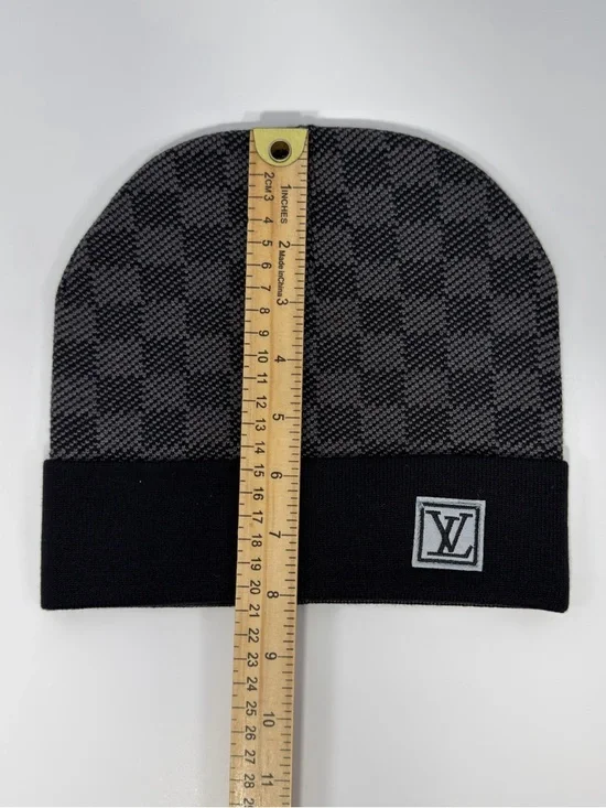 Louis Vuitton Néo Petit Damier Beanie - Picture 2 of 6